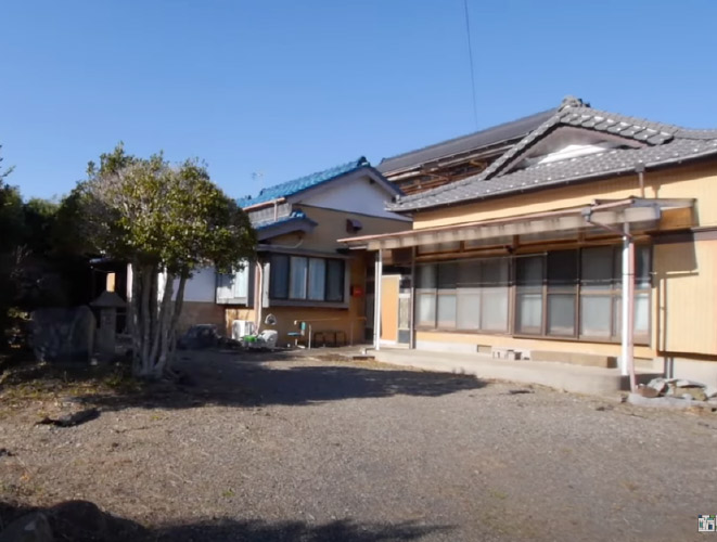 11LDK、どう使う？ 2階建て倉庫・庭付きの売物件